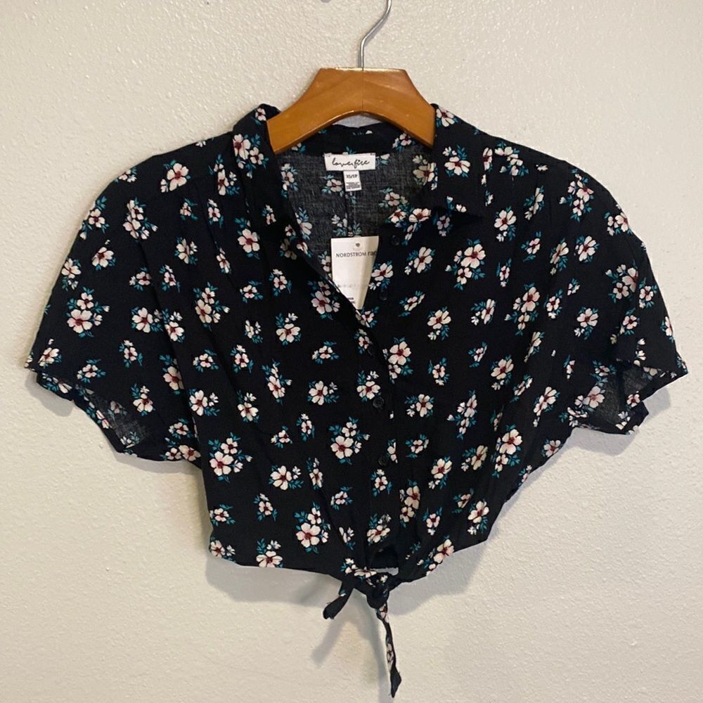 LOVE, FIRE floral, collared crop top - NWT
